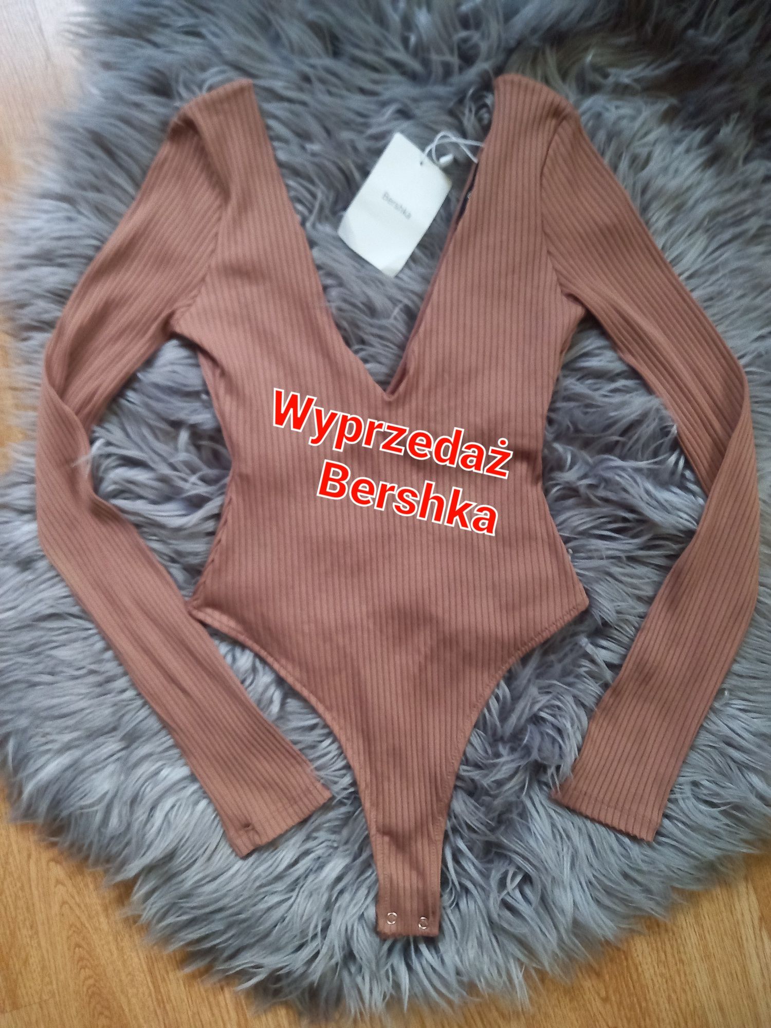 Bershka body prążkowane brązowe xs nowe z metką wyprzedaż