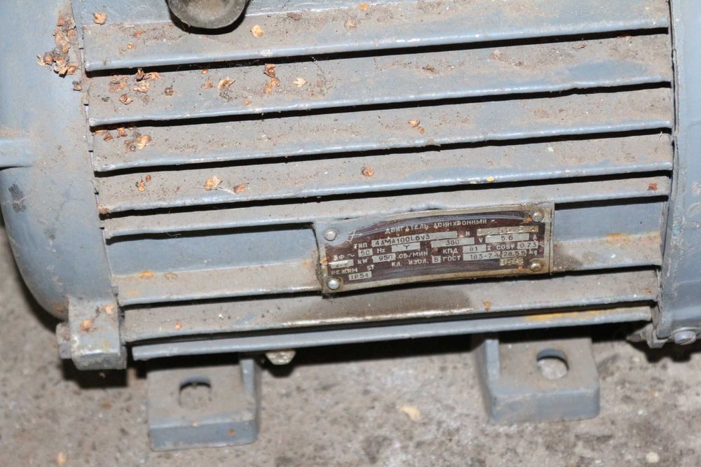 Електродвигун 4АМ100L6 (4АМ 100L6) 2,2 кВт 950 об / хв