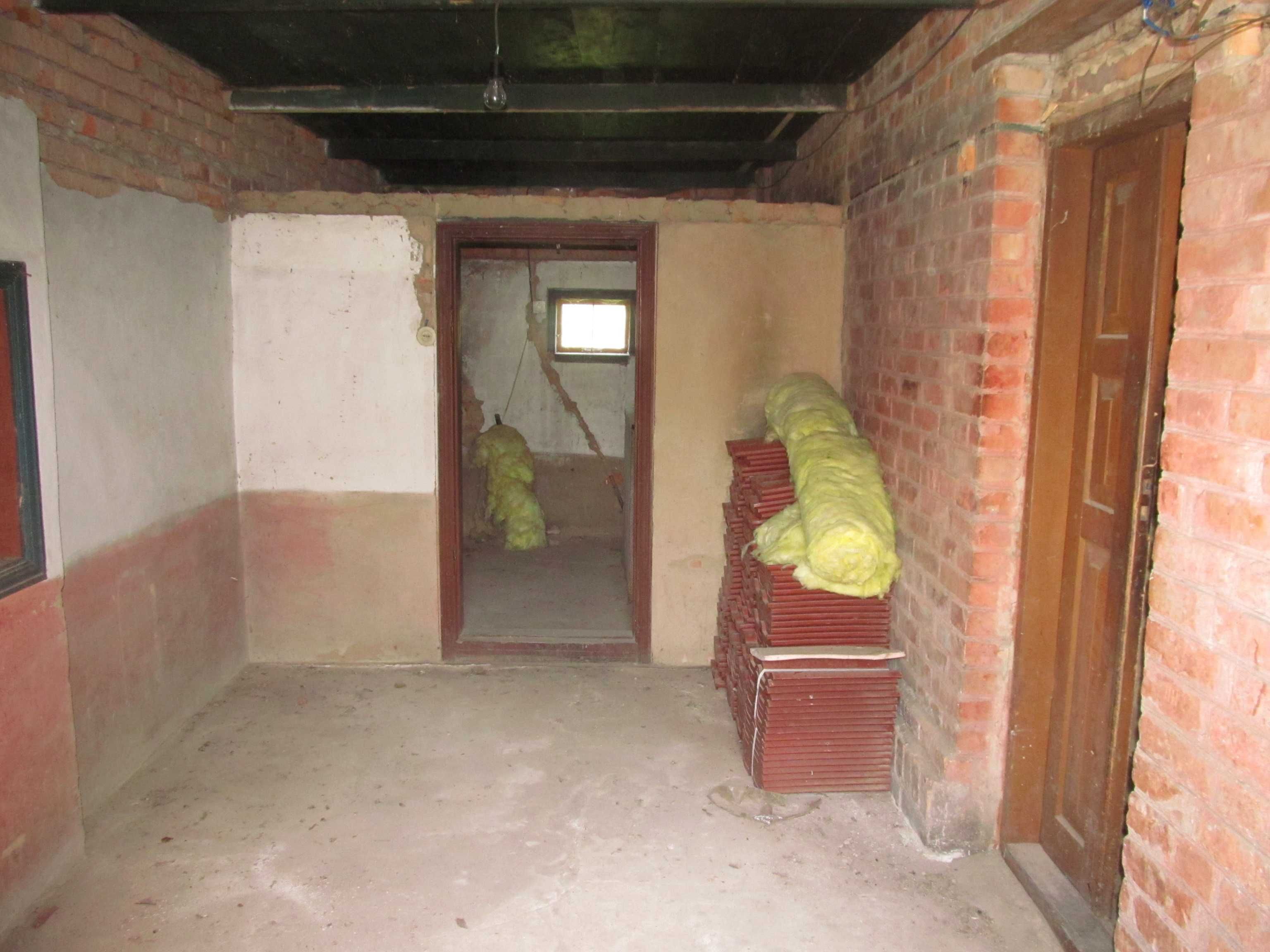Продаю будинок в с.Мирославка.Пишіть кого цікавить.