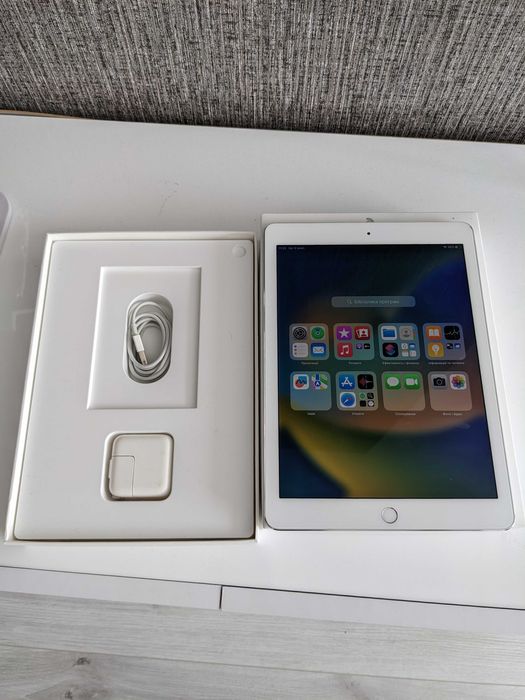 Apple iPad Pro 9.7 на 128 GB #123