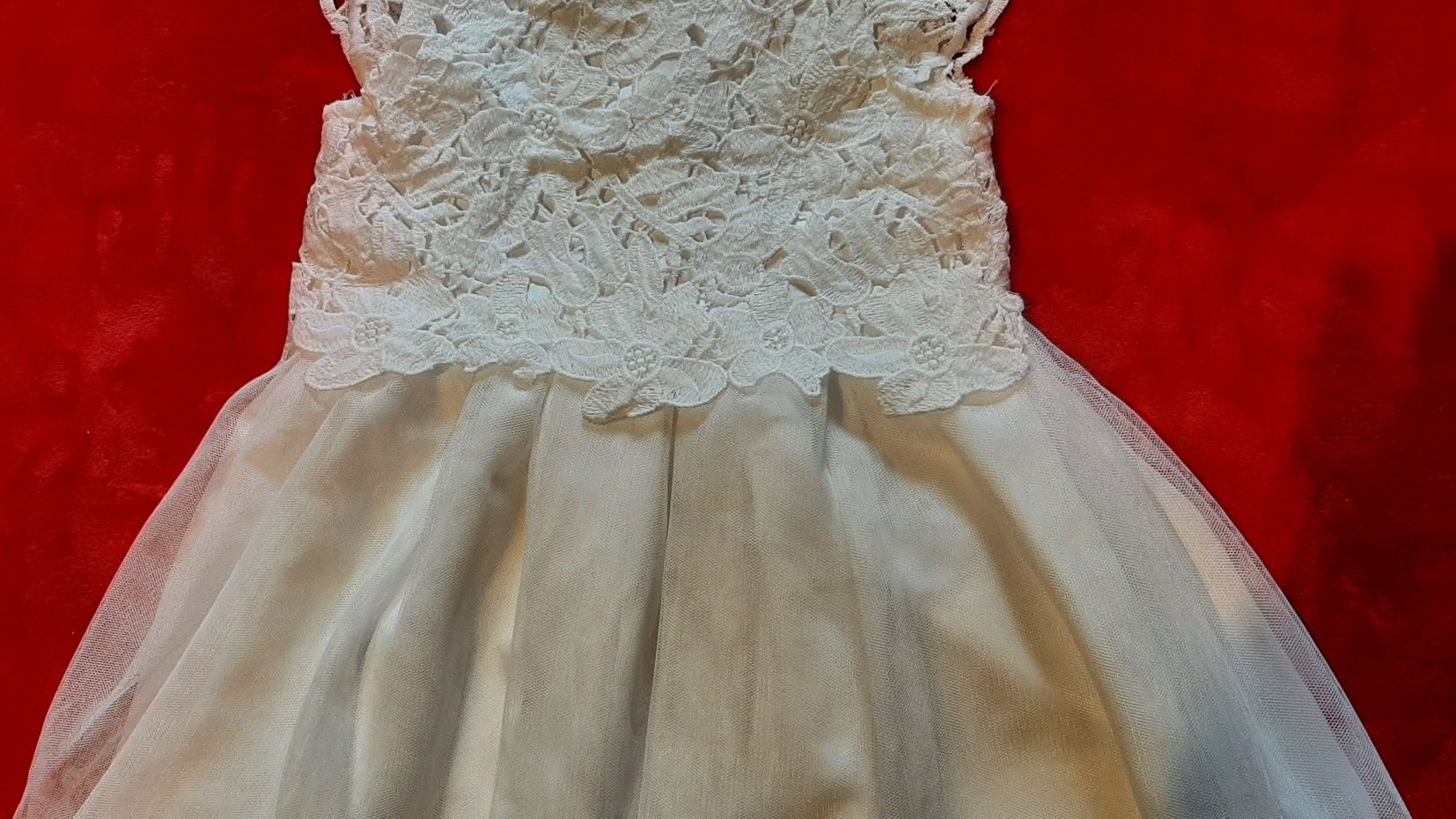 Sukienka biała tiulową z koronką nowa