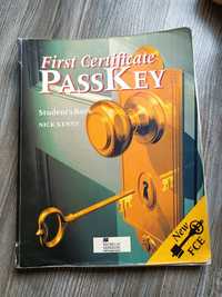 First Certificate Passkey Podręcznik Nick Kenny  angielski