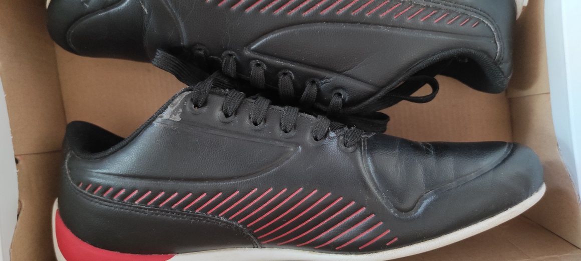 Buty chłopięce Puma Ferrari roz 38 i 1/2