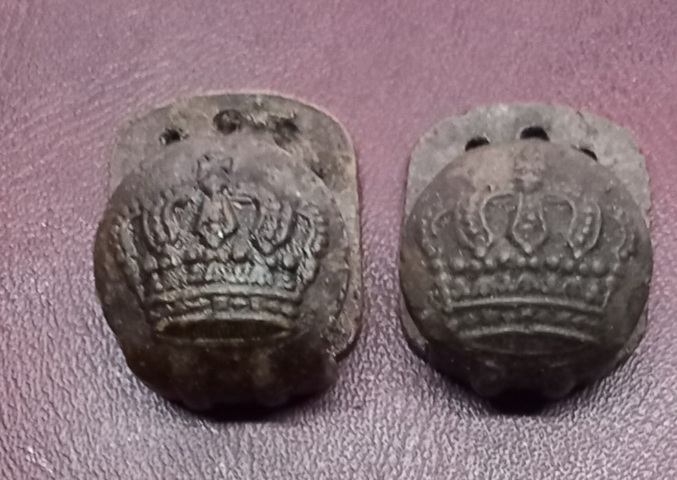 Dwa haczyki z korono