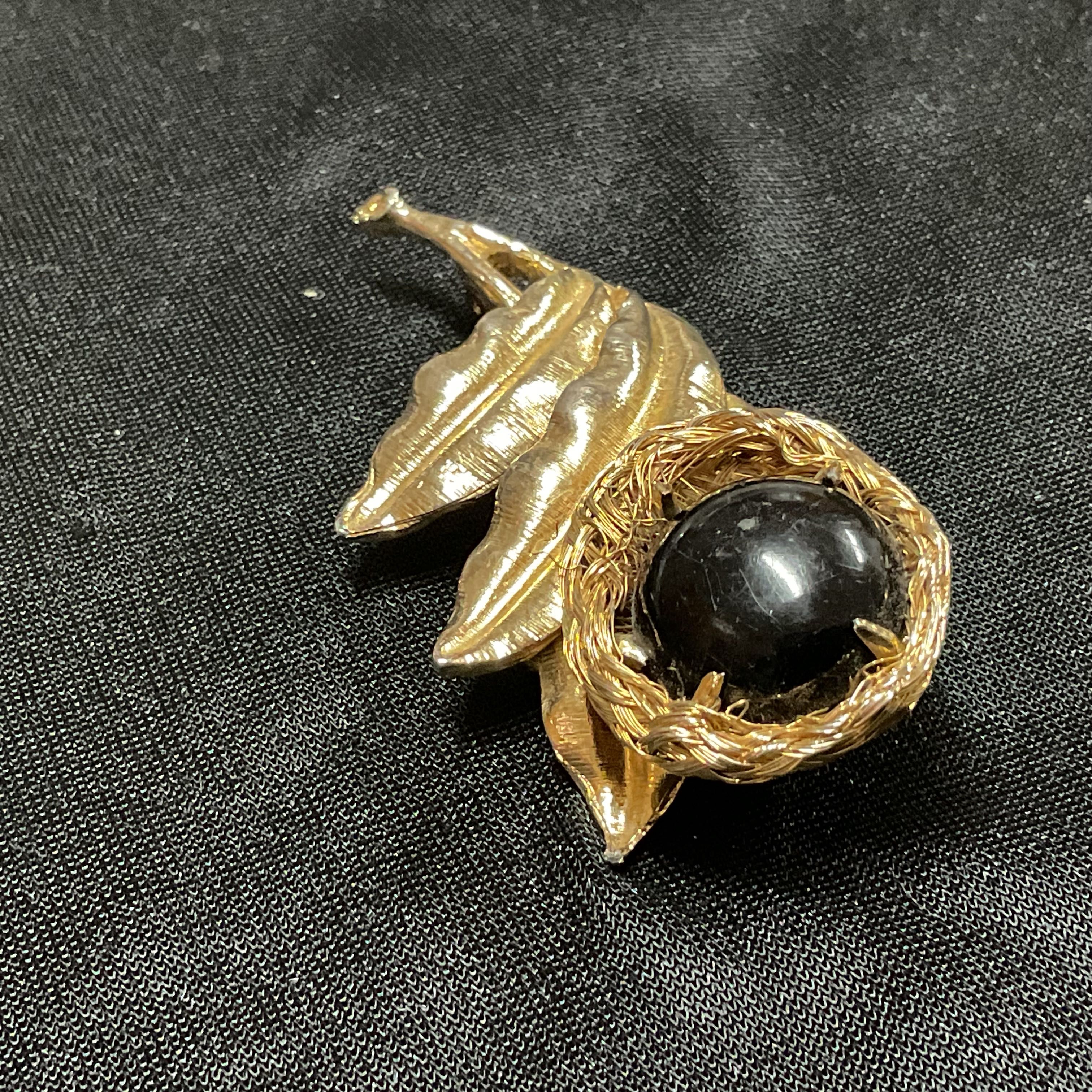 Broche peça vintage biju,7 cm