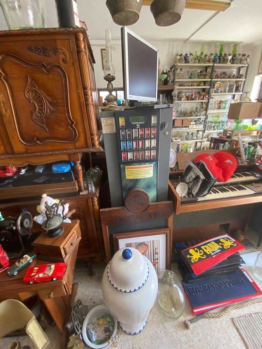 Velharias para venda