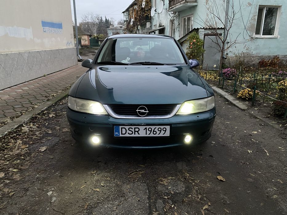 Продам Opel Vectra B 1.8 ‘2000