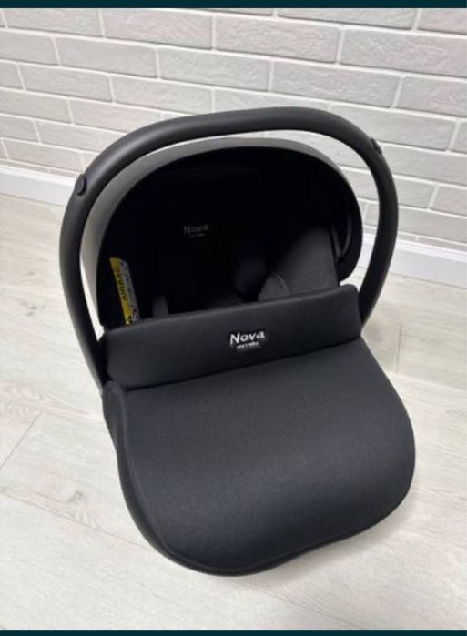 Автокрісло для новонародженого Carrello Nova