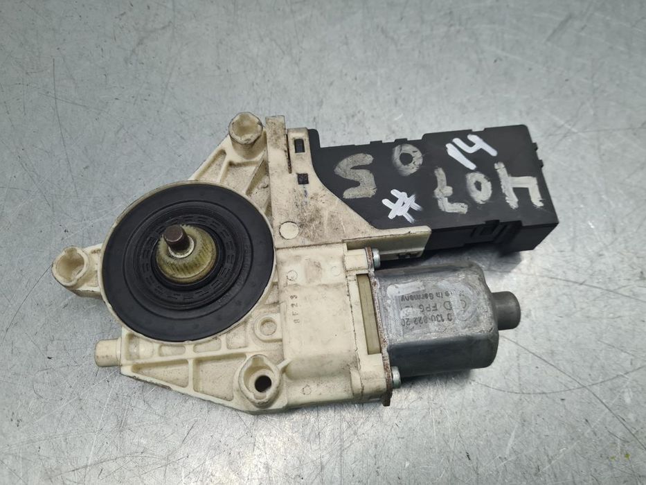 Motor vidro frente esquerdo PEUGEOT 407 (6D_)