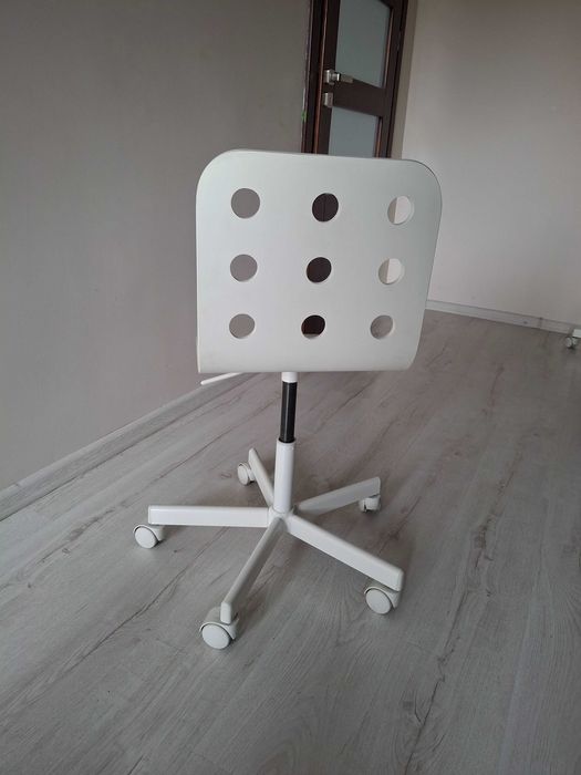 Krzesło dziecięce obrotowe IKEA