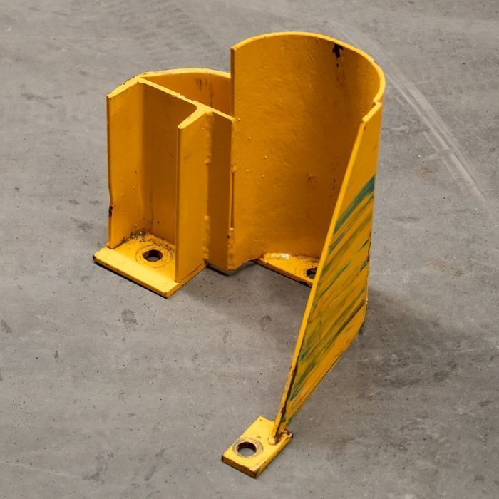 Odbojnica nogi regału magazynowego typu C H-30 cm odbój czołowy lewy