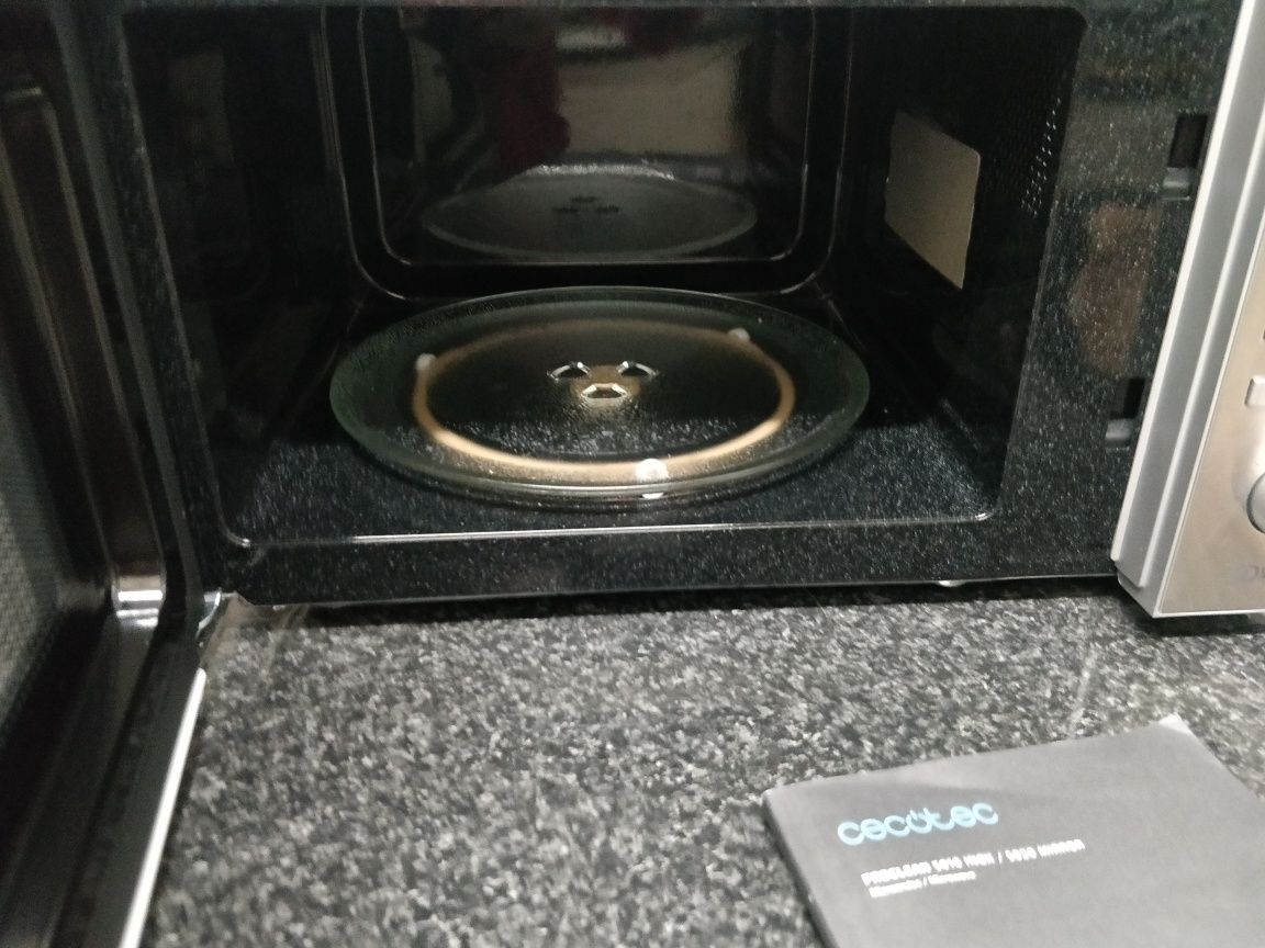 Microondas cecotec