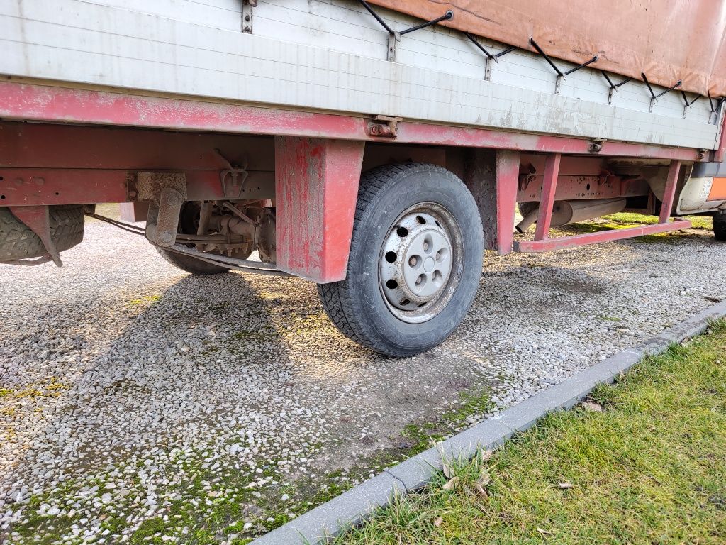 Iveco Daily DMC 3.5T plandeka 2.8d, 2001r