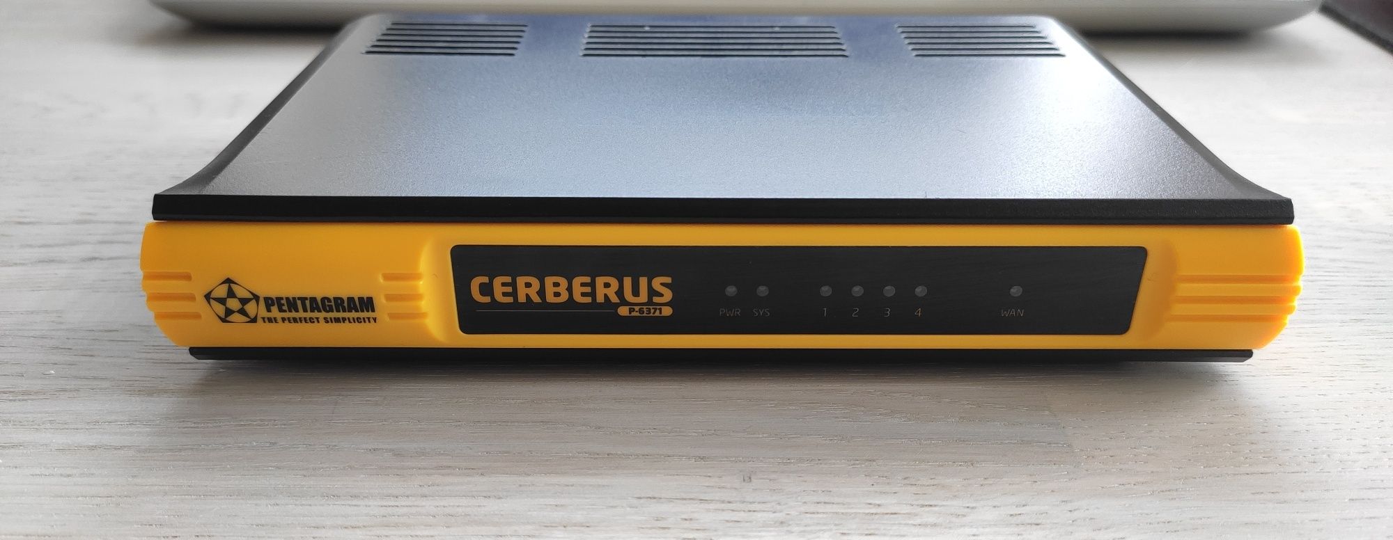 Router Pentagram Cerberus P-6371