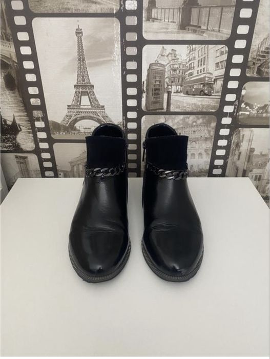 Жіночі черевики 35 р