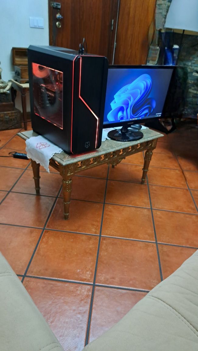 PC GAMING i5-9400f GTX 1650 16GB RAM 240GB SSD