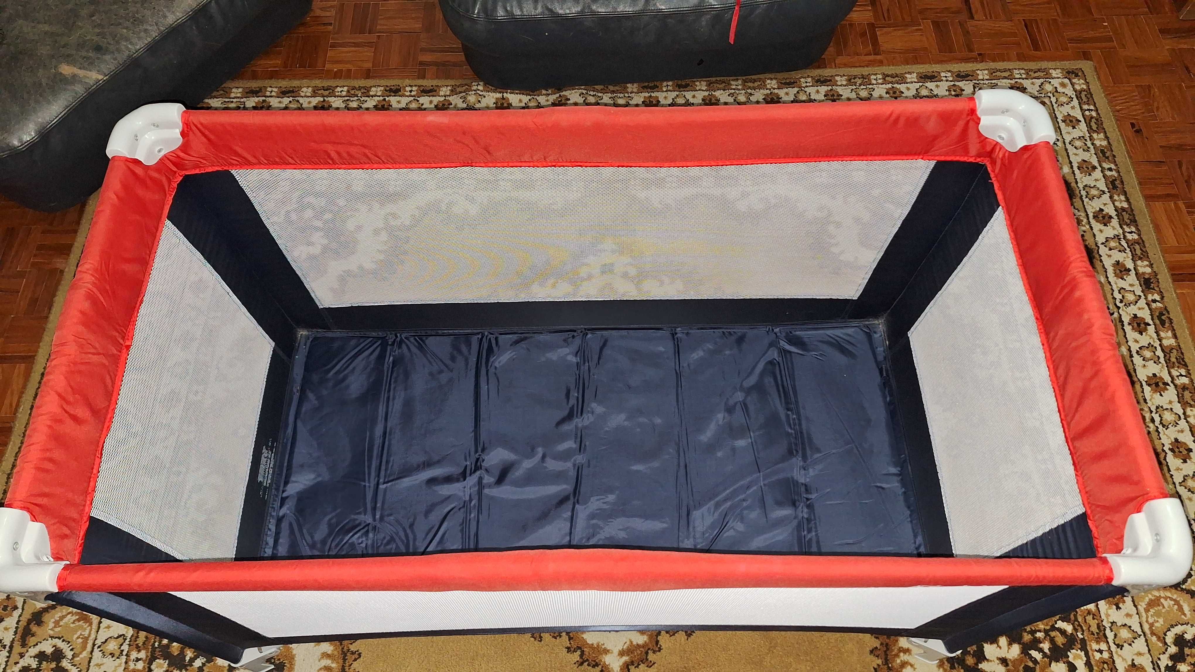 Cama de viagem para criança