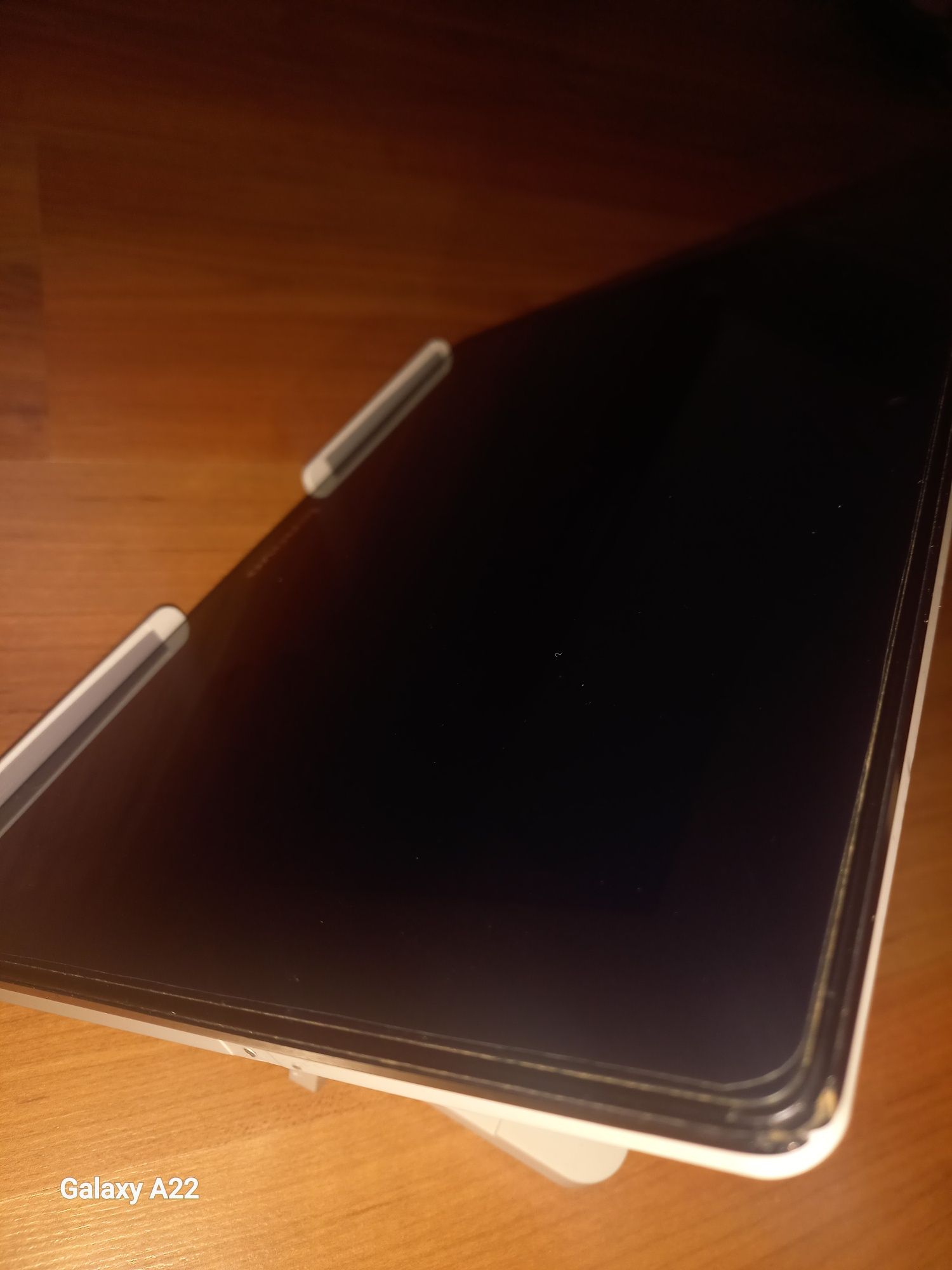 Планшет Lenovo Idea Tab s6000-H + подарок!