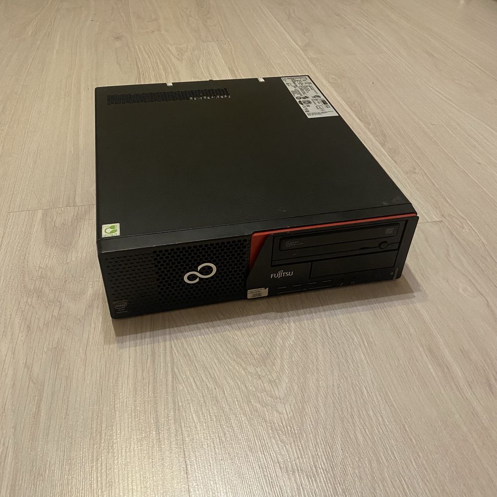 Мини компьютер Fujitsu Esprimo E720 E90+ i3-4130 4 ОЗУ 500gb HDD