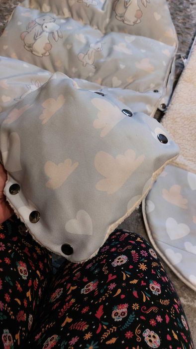 Зимовий конверт, конверт для дитини  0-24 місяців 2 муфти