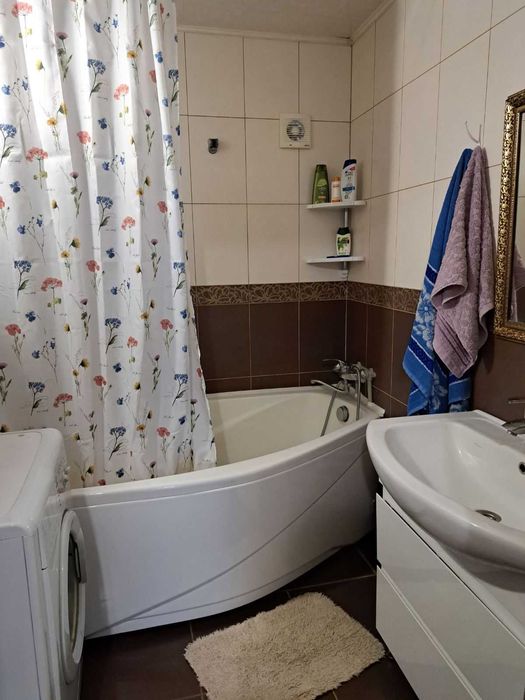 Продам 1/2 дома на Салтовке