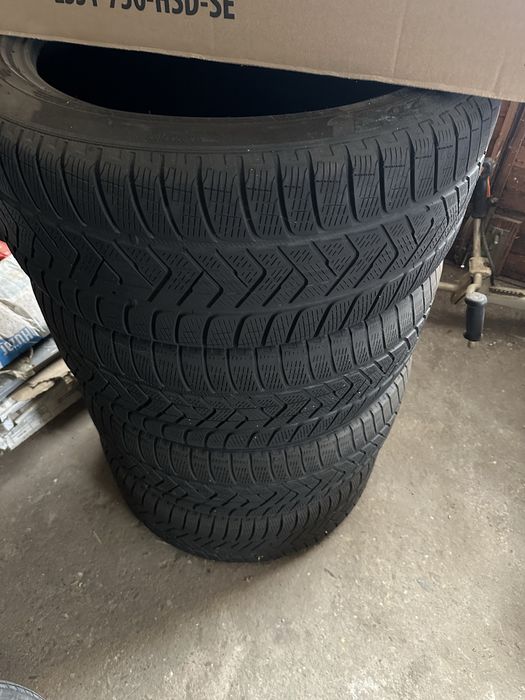 Opony zimowe Pirelli Scottozero 255/45/20