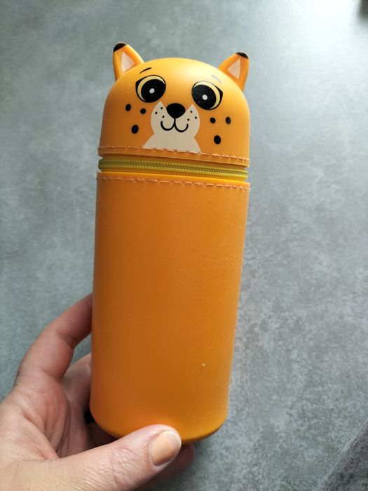 Silikonowy piórnik kotek