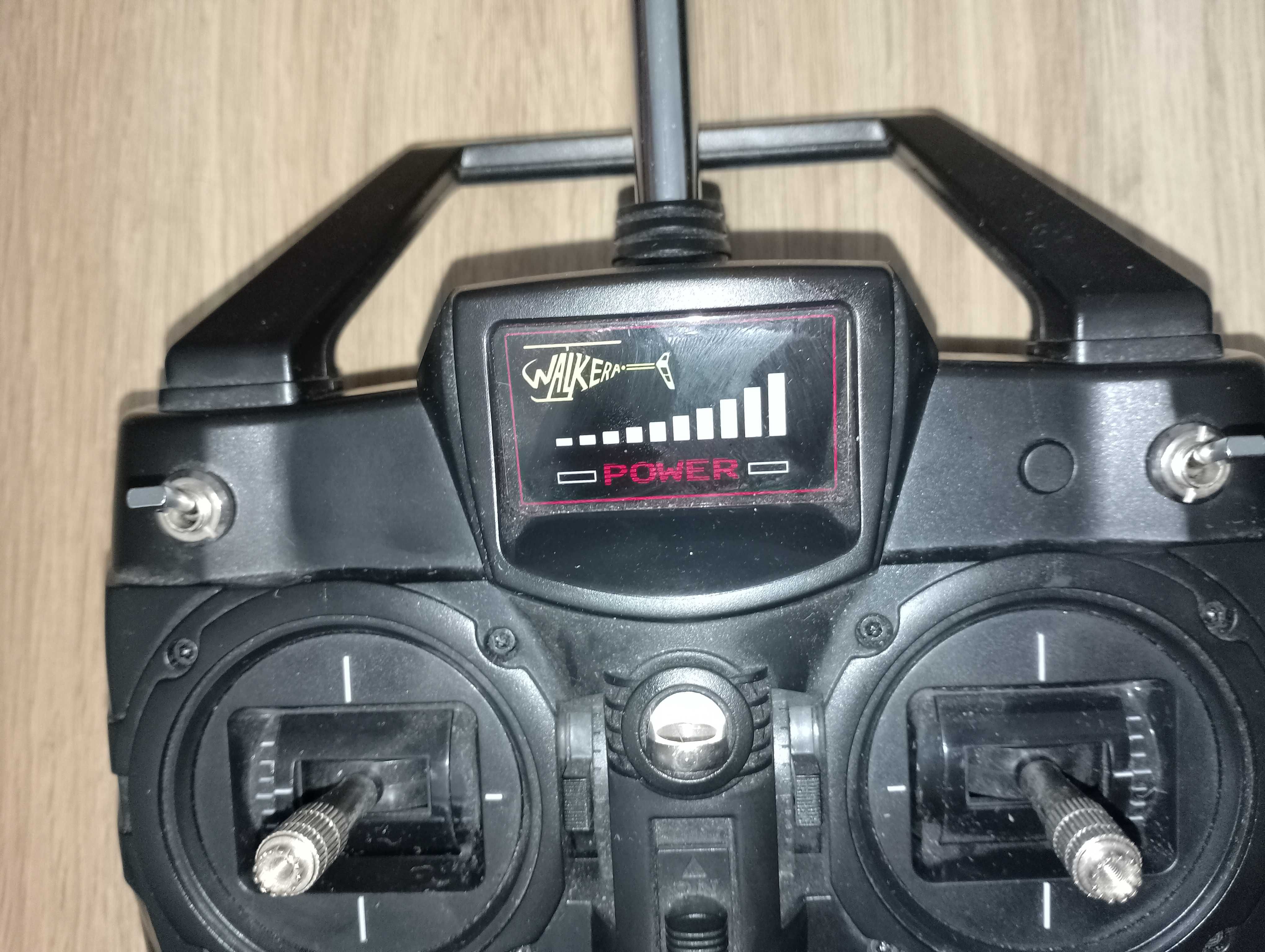 WALKERA nadajnik pilot kontroler rc drona helikoptera off road