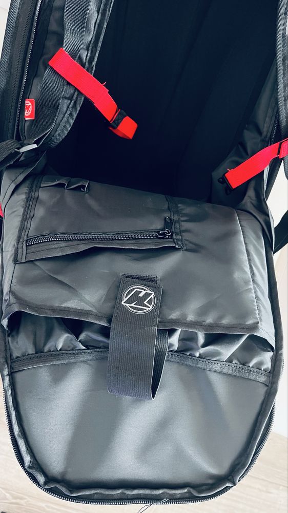 Mochila para capacete