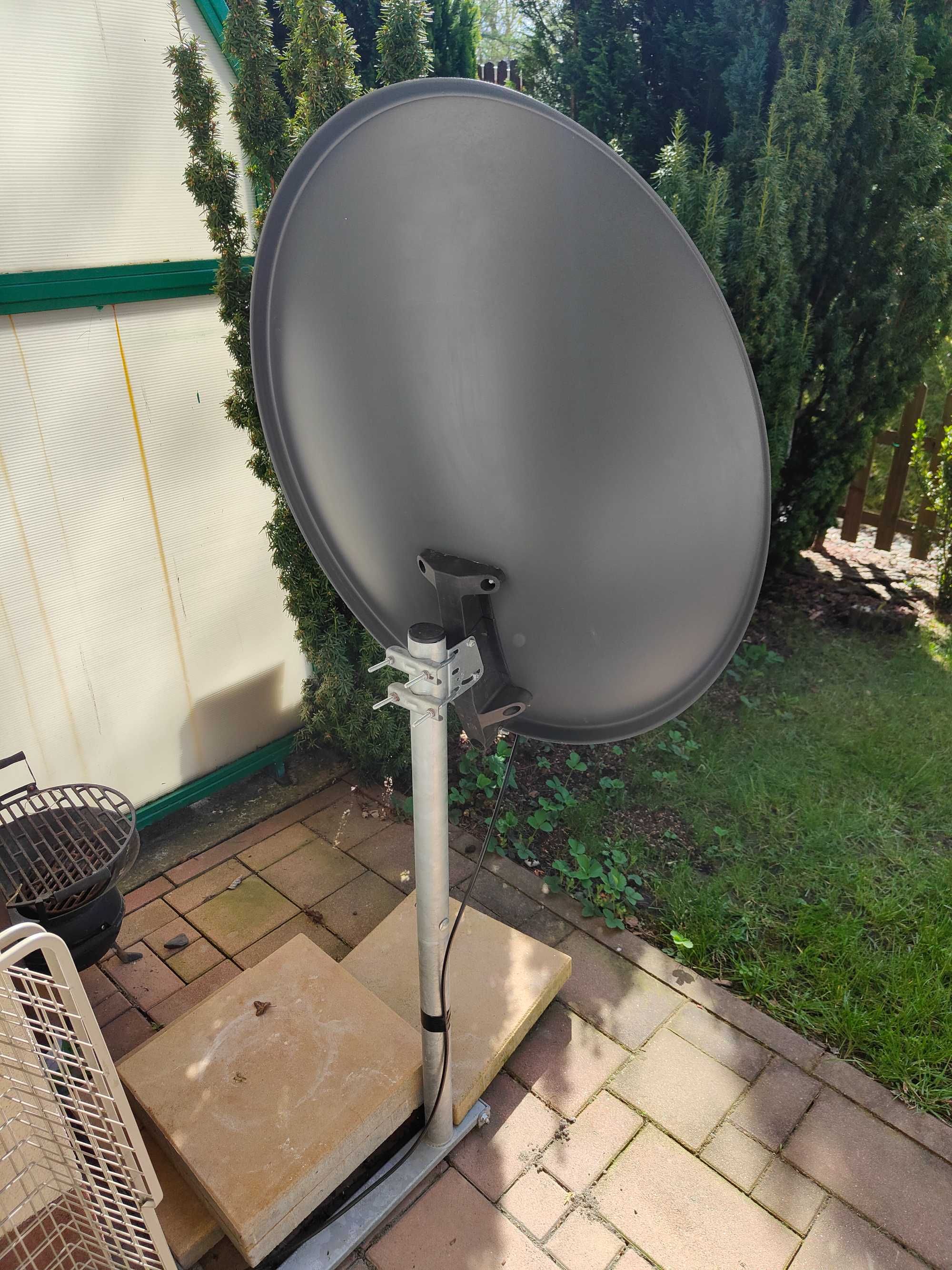 Antena satelitarna zestaw: Czasza 80cm, LNC 4x + 2Legacy, Stojak ocynk