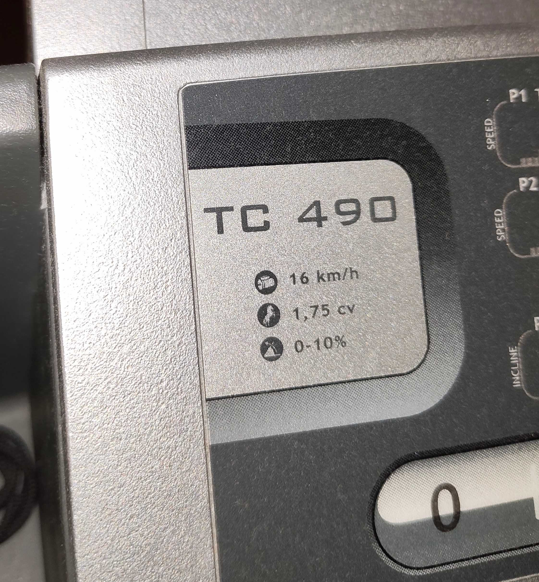 Passadeira Domyos TC 490
