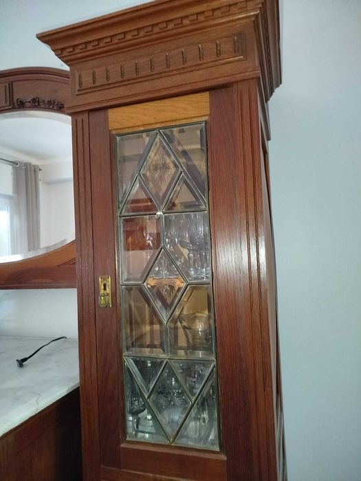 Conjunto 2 móveis madeira séc. XIX - espelhos e mármore incorporados