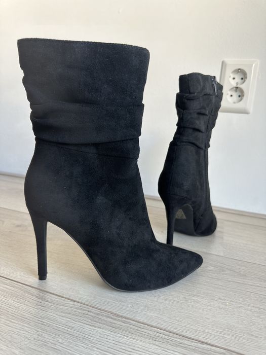 Ботильони замш шпилька