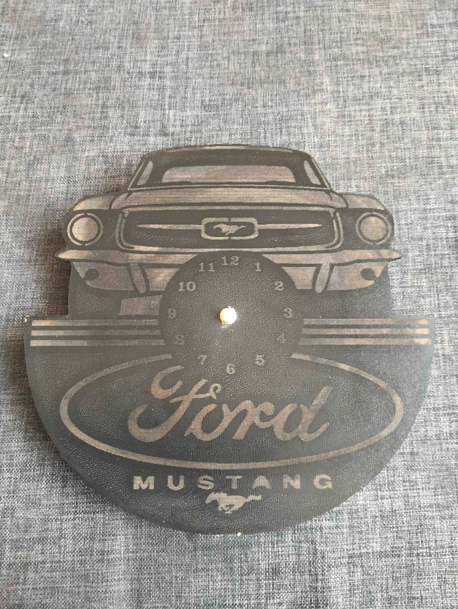 zegar ścienny ford mustang