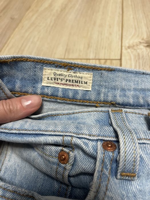 Якісний джинс на високій посадці в розмірі s