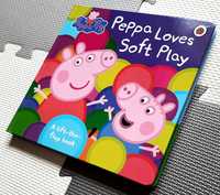 Peppa Loves Soft Play książeczka po angielsku z okienkami świnka pig