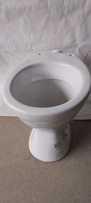 Nowy wc sedes odplyw pionowy