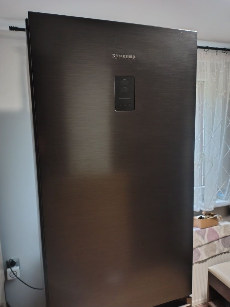 Lodówka Samsung RB34T775CB1