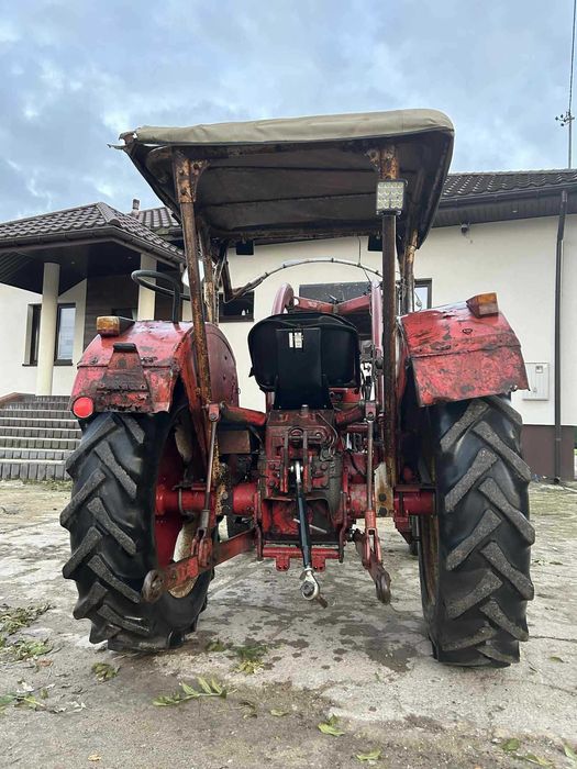 Sprzedam ciągnik international