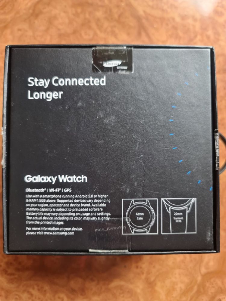 Часы Samsung Galaxy Watch 42mm SM-R810