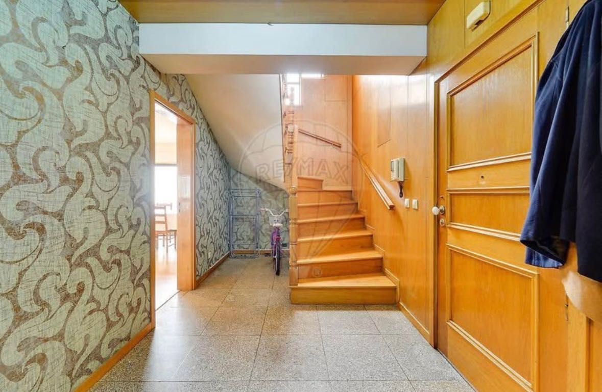 Apartamento T4 duplex