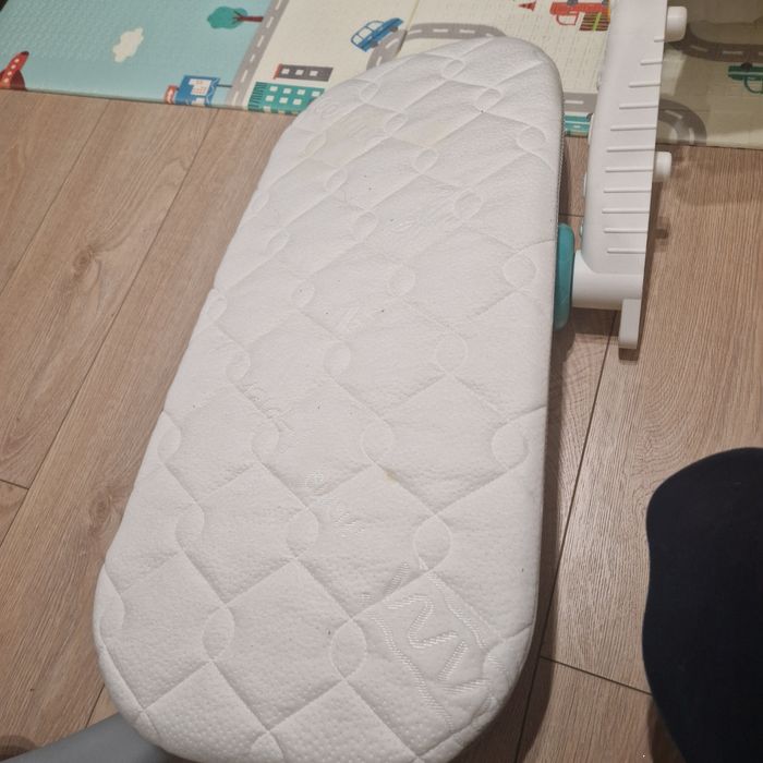Łóżeczko mobilne dla niemowląt baby hug