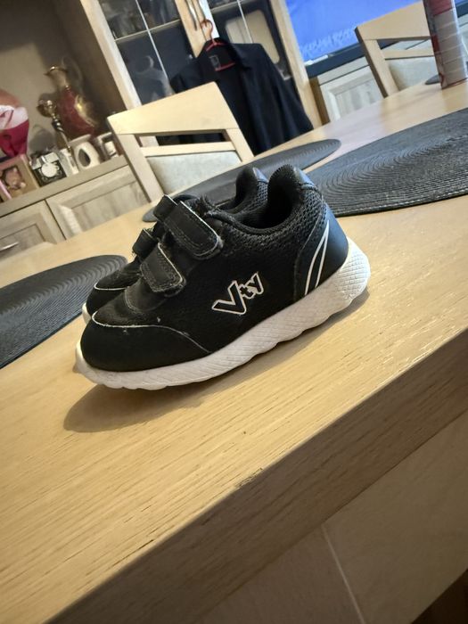 Adidasy chłopięce VTY
