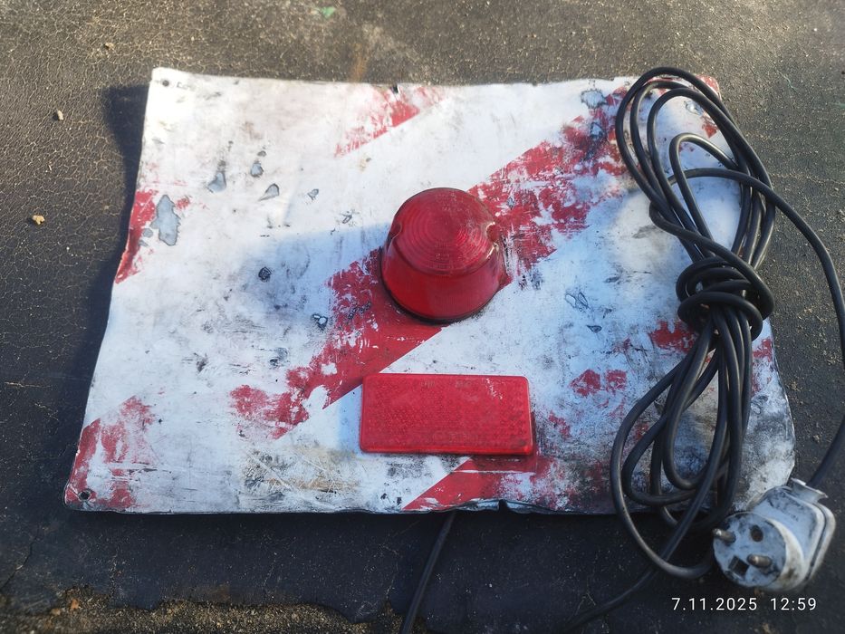 Lampa tablica  ostrzegawcza 24,kabel,samochód