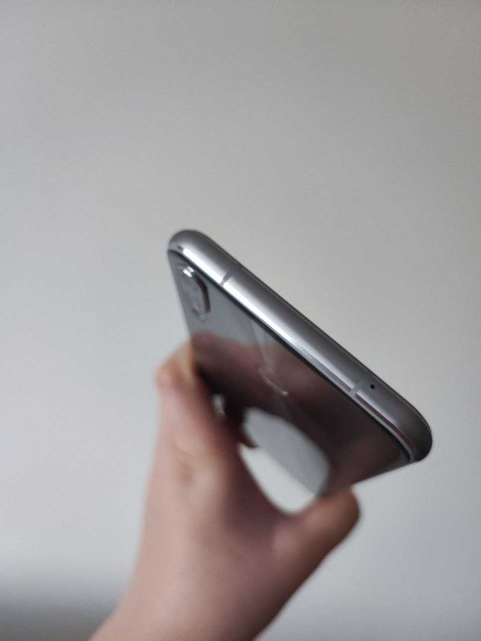 Смартфон Asus Zenfone 5 4/64 Gb