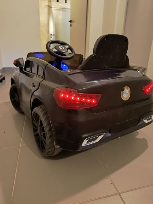 Autko BMW na akumulator, nowy akumulator