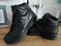 Buty Nike manoa 41 czarne