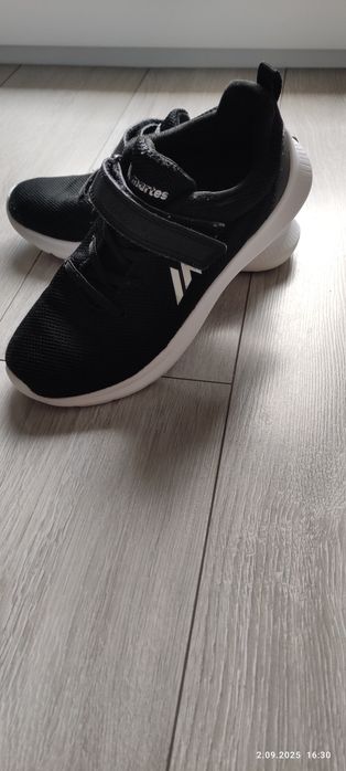 Sprzedam Buty Martes