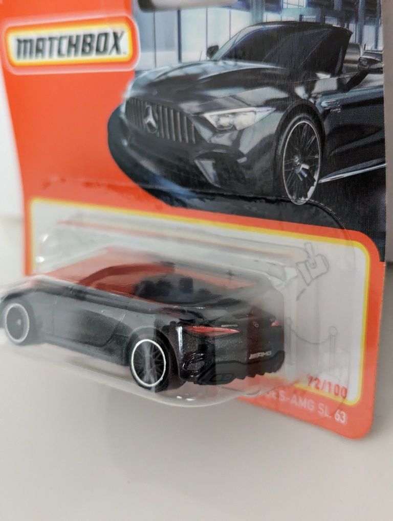 Matchbox Mercedes AMG SL 63 nowy