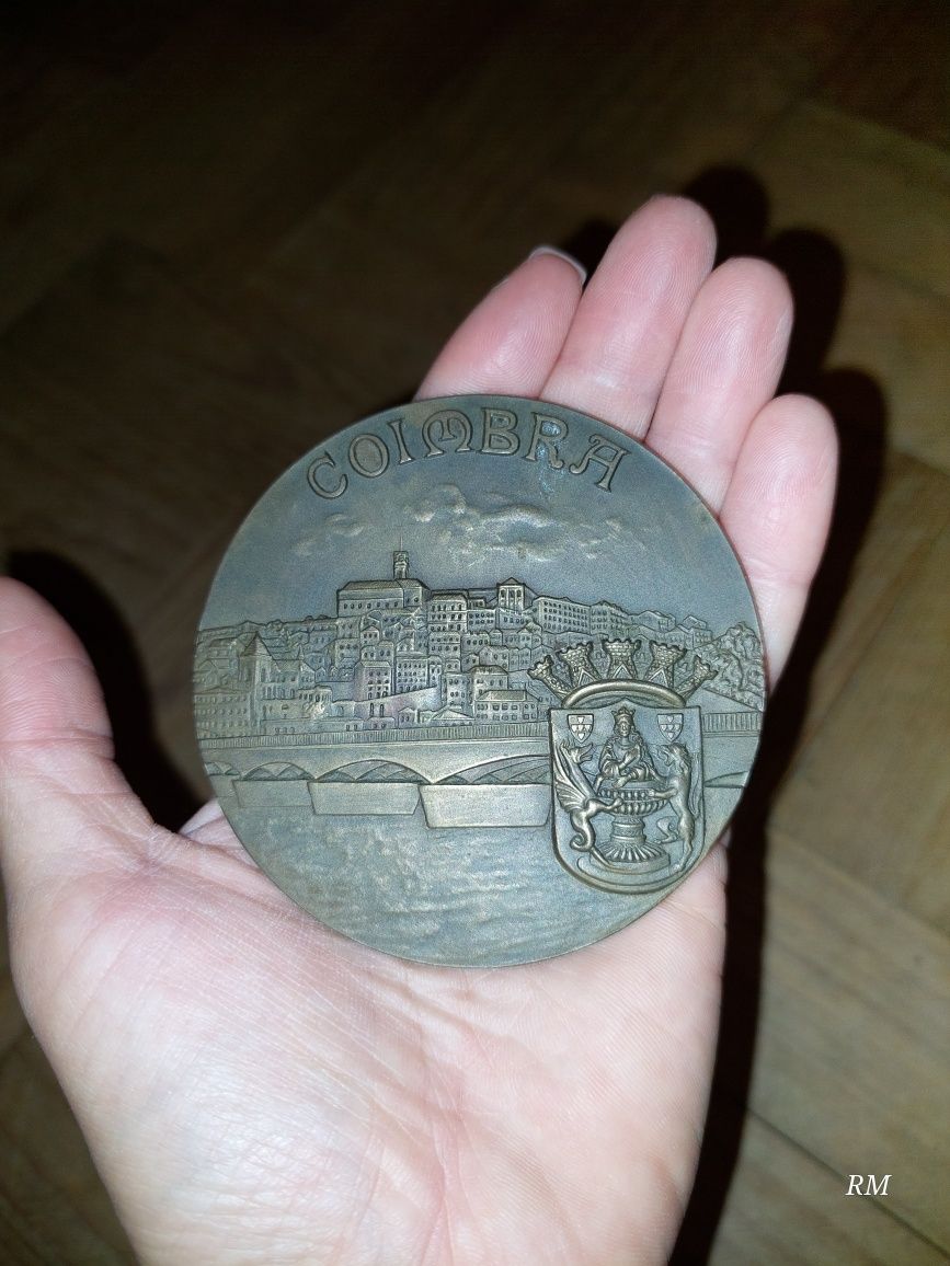 Vendo medalha da cidade de Coimbra